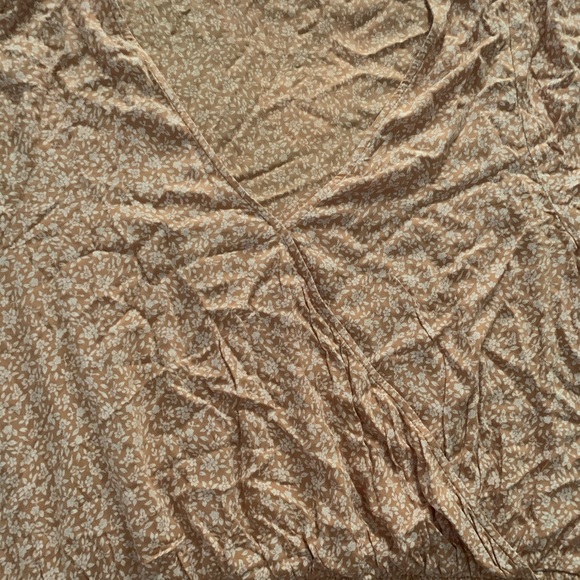 American Eagle balloon sleeve long sleeve top - Picture 4 of 6